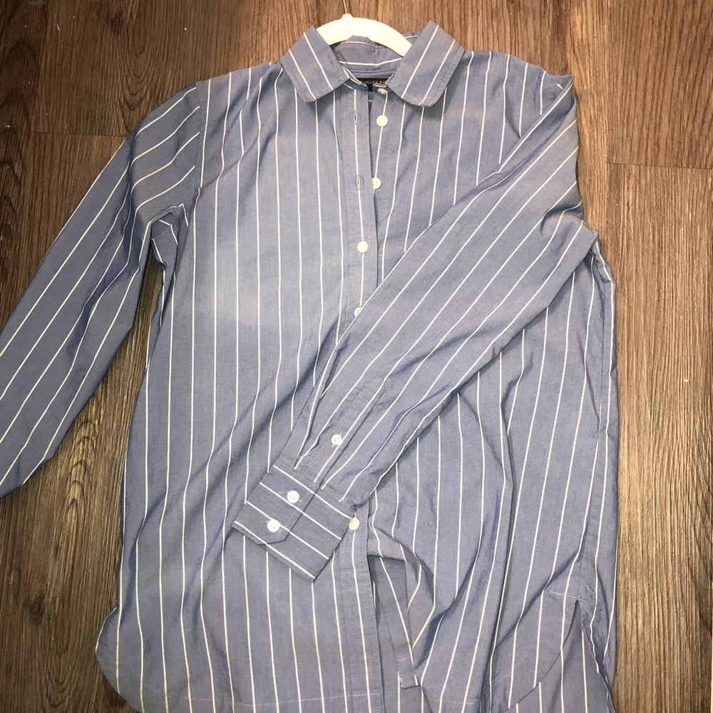 Banana Republic XS Pinstripe Button Down